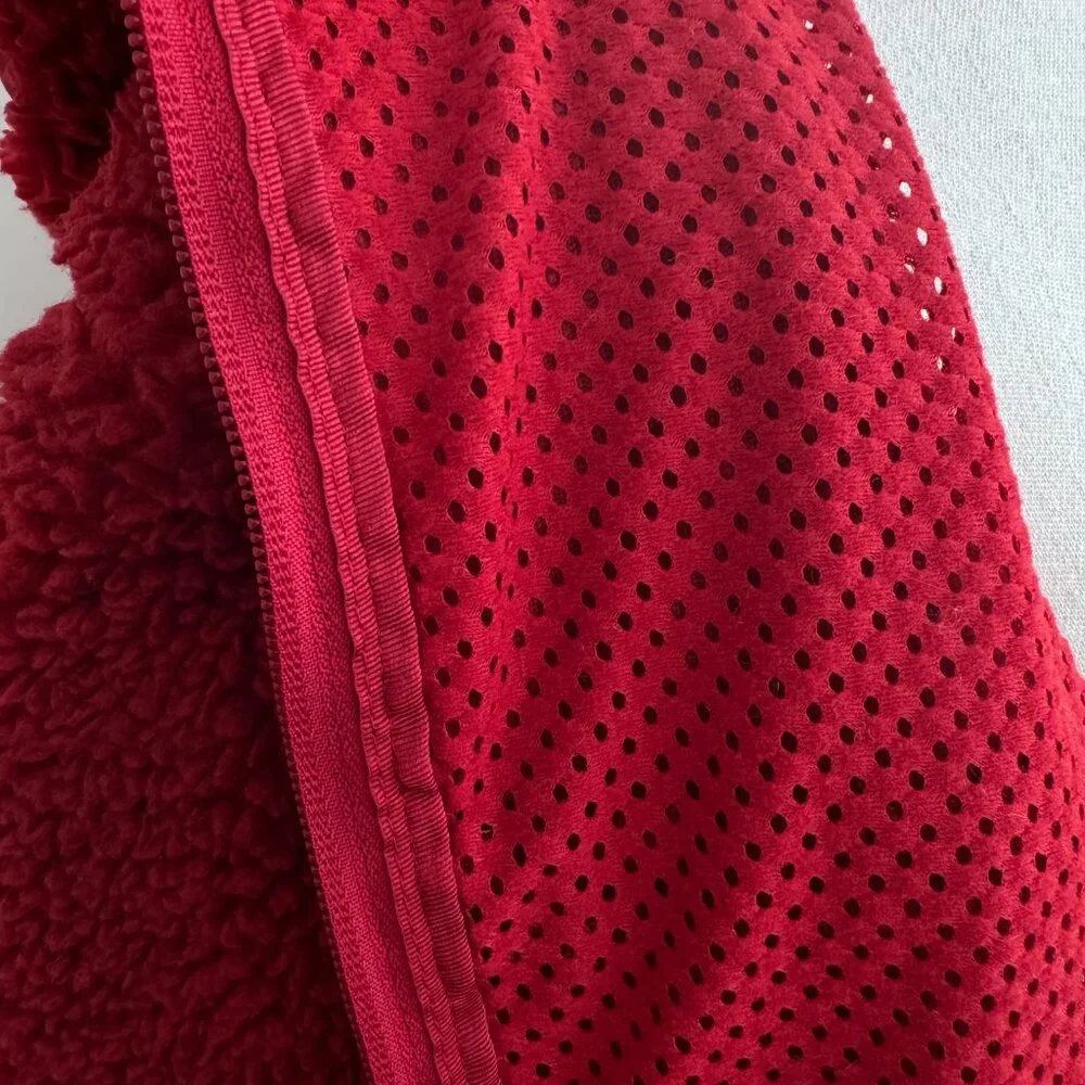 ♥️ Host Pick! ♥️ Aritzia Tna Fleecy Sherpa Swann jacket with hoodie - size M - Picture 5 of 9